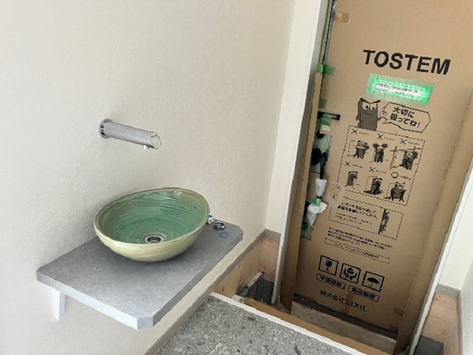 サロン玄関&手洗場